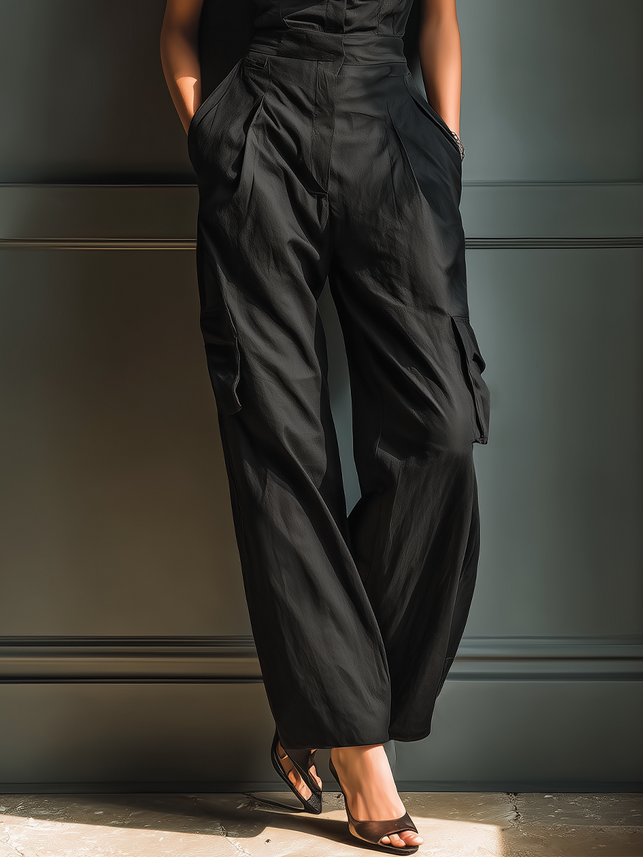 Sleeveless Rubber Jumpsuit for Women in Black with Cargo Pockets MDZ0908A3T