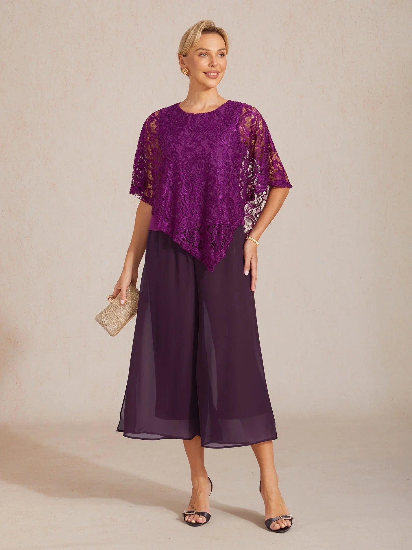 Straight Short Pants with Chiffon Layer