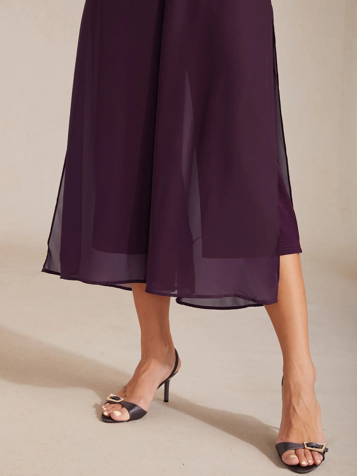 Straight Short Pants with Chiffon Layer