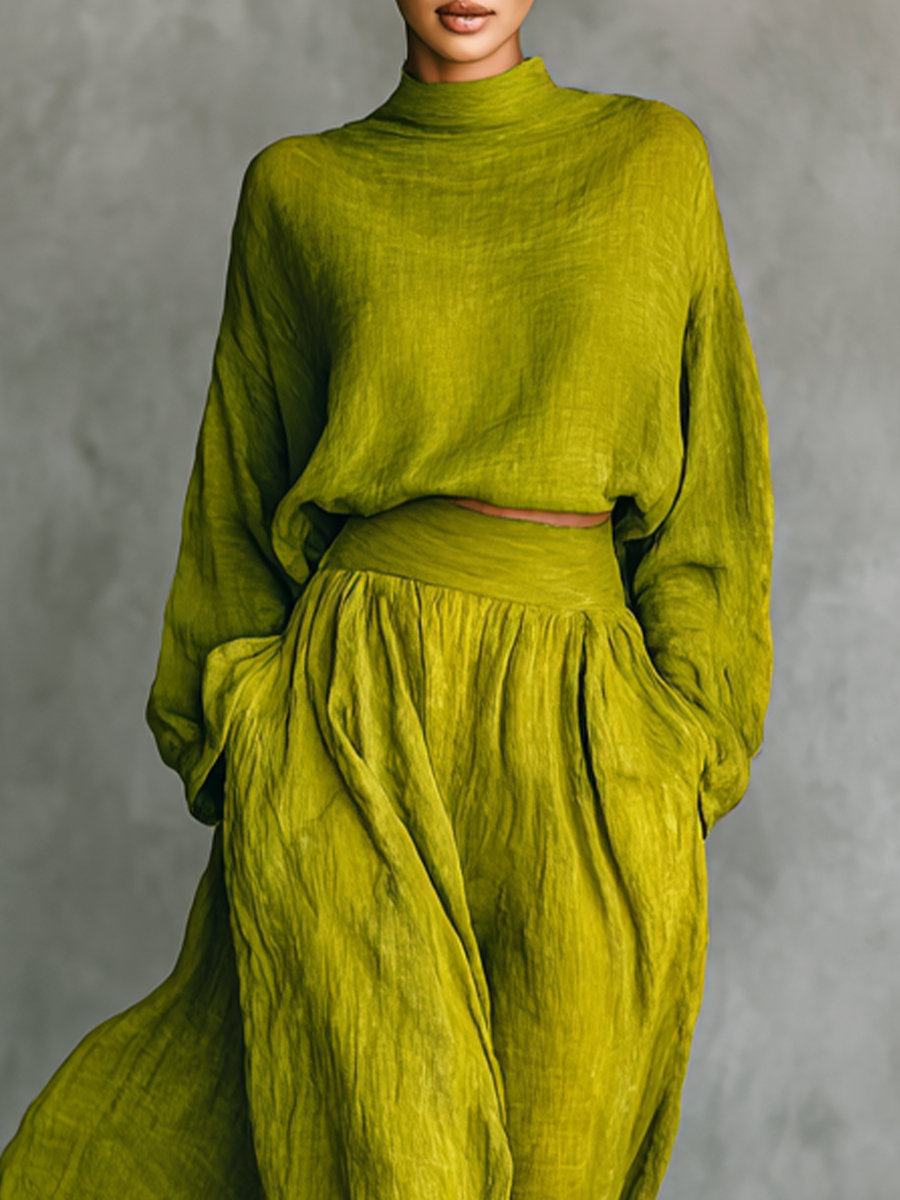Green Women's Garment Made of Cotton and Linen
