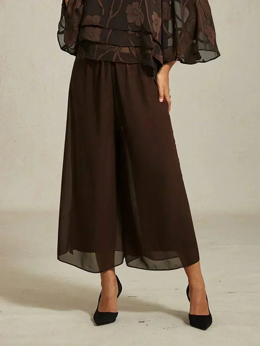 Straight Short Pants with Chiffon Layer