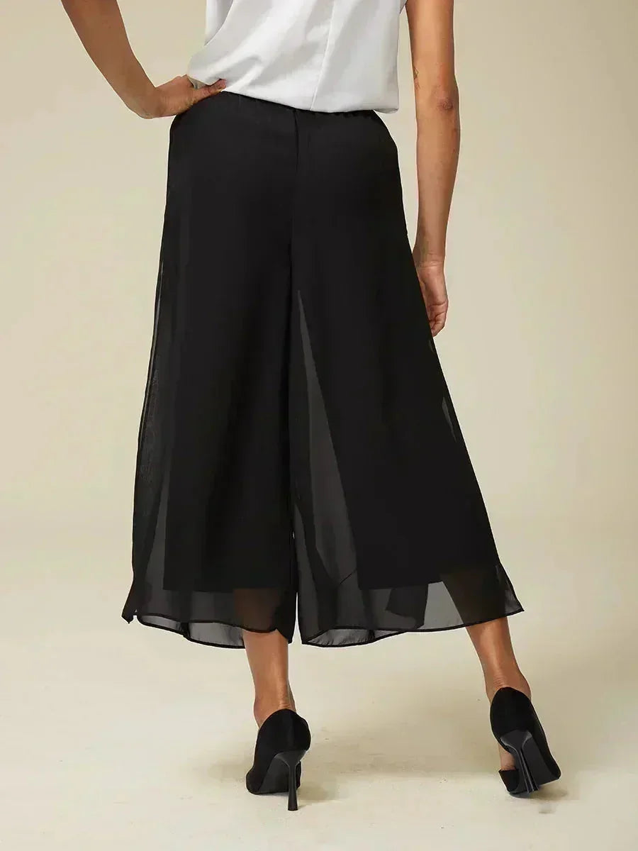 Straight Short Pants with Chiffon Layer