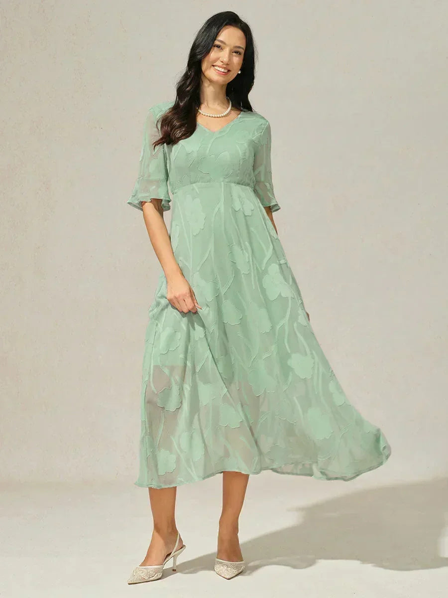 Maxi Dresses Made of Lace with Train