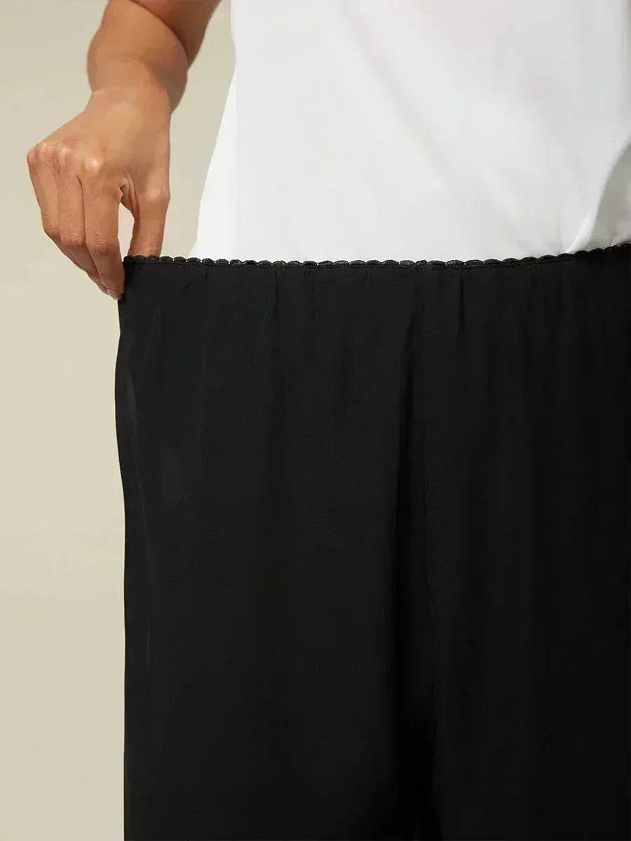 Straight Short Pants with Chiffon Layer