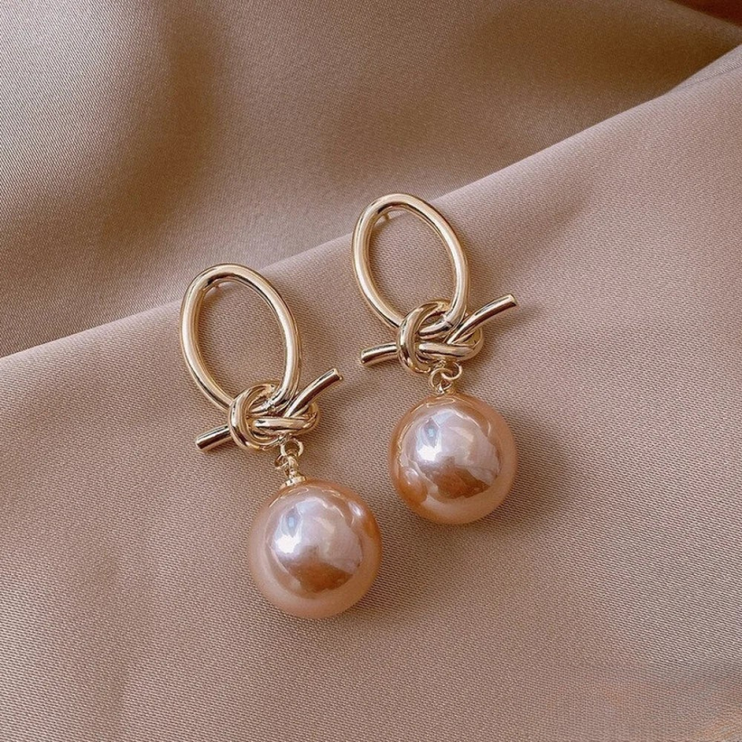 Earrings with Eternal Pearl