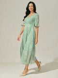Maxi Dresses Made of Lace with Train
