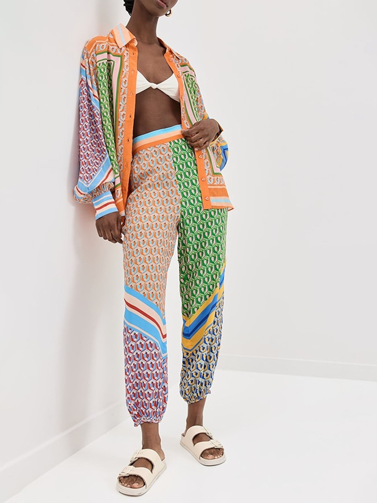 Wide Bloomer Pants with Geometric Print