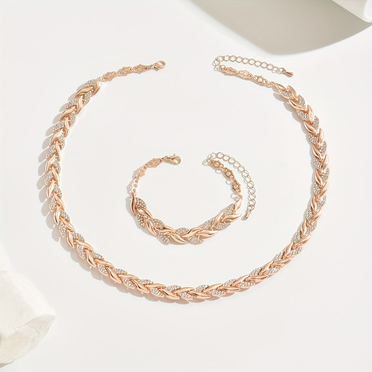 Fish Tail Shaped Crystal Set