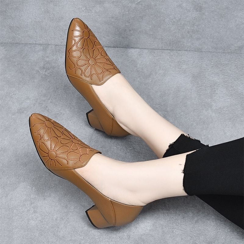 Broderin | Floral Embellished Pump Shoes