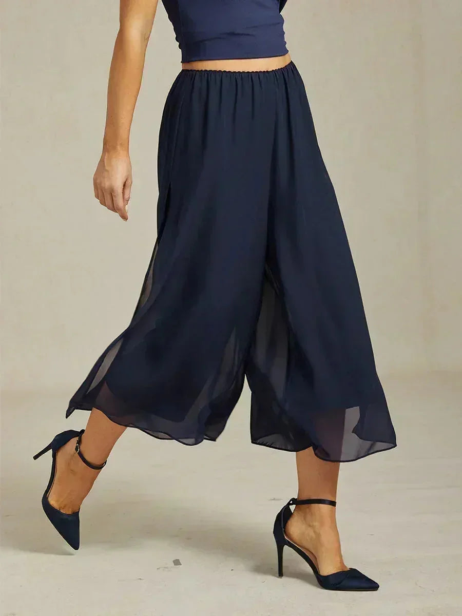 Straight Short Pants with Chiffon Layer