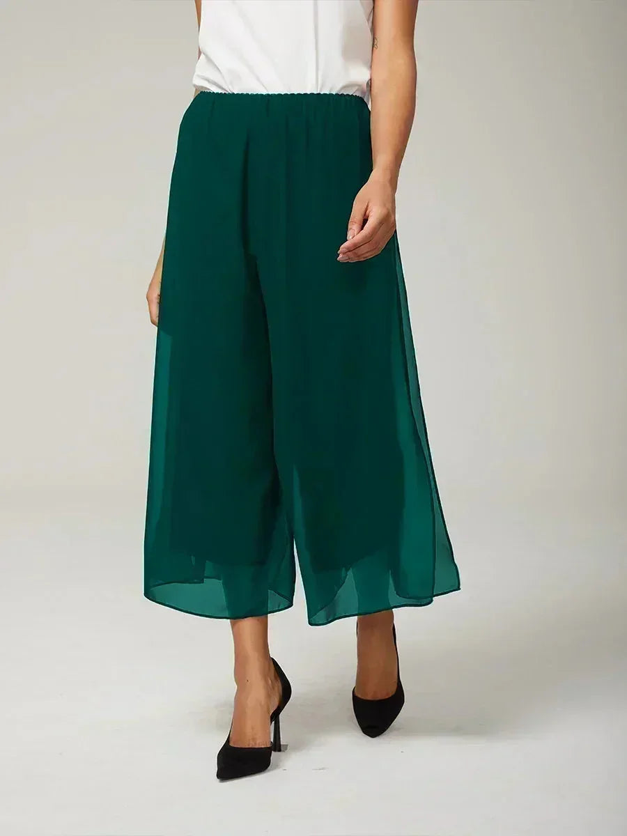 Straight Short Pants with Chiffon Layer