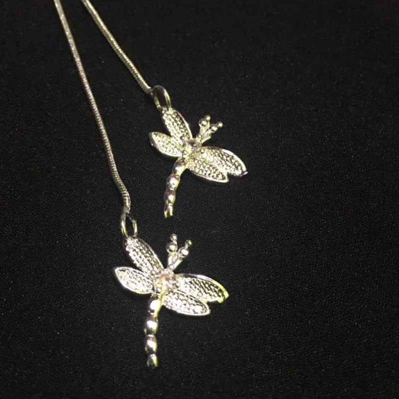 Dragonfly Pendant Necklace in Sterling Silver