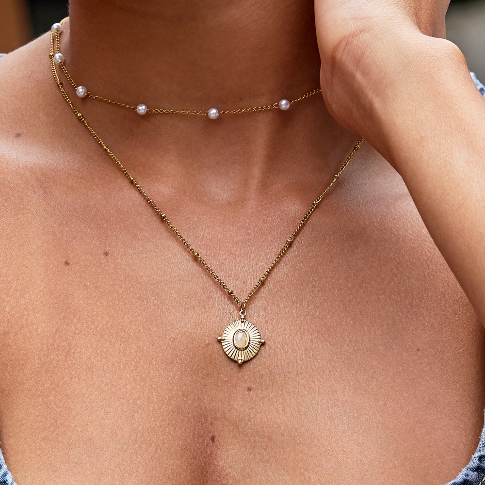 Monique Vintage Necklace with Stone