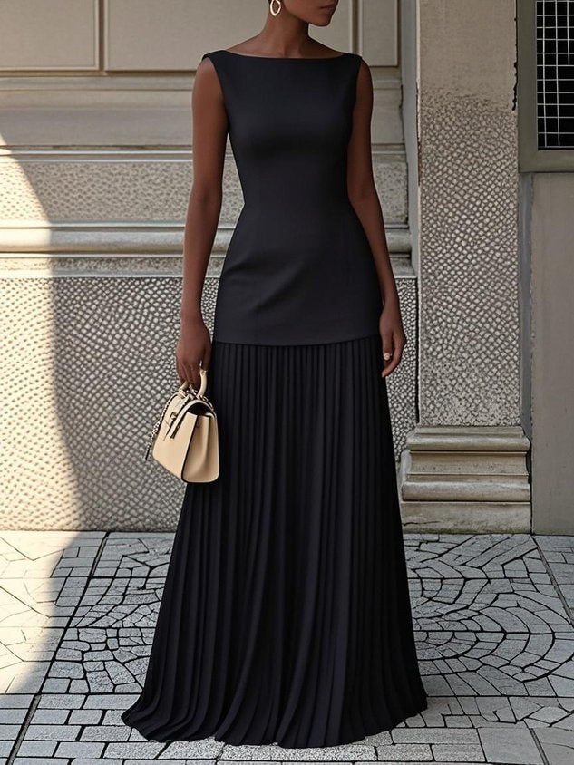 Serena | Plis Maxi Dress