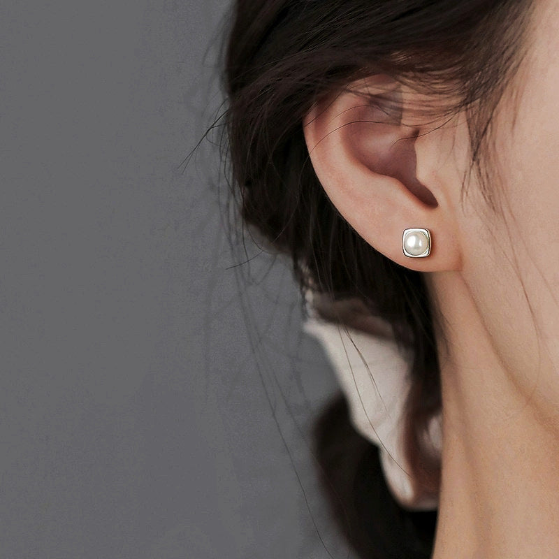 Sweetwater Pearl Earrings