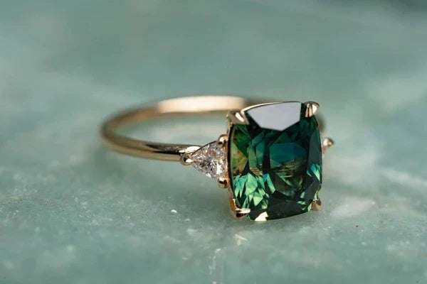 Gold ring with a vintage-inspired stone
