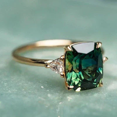 Gold ring with a vintage-inspired stone