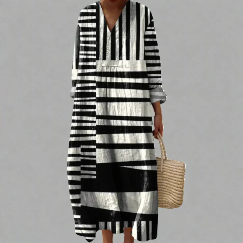 Leah Dress in Black