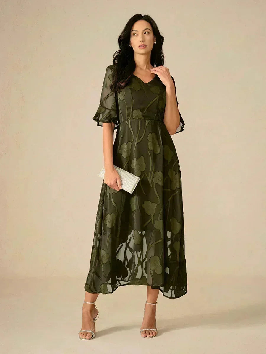 Maxi Dresses Made of Lace with Edges