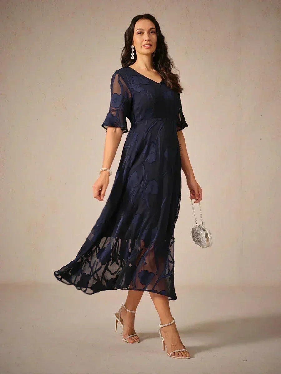 Maxi Dresses Made of Lace with Train