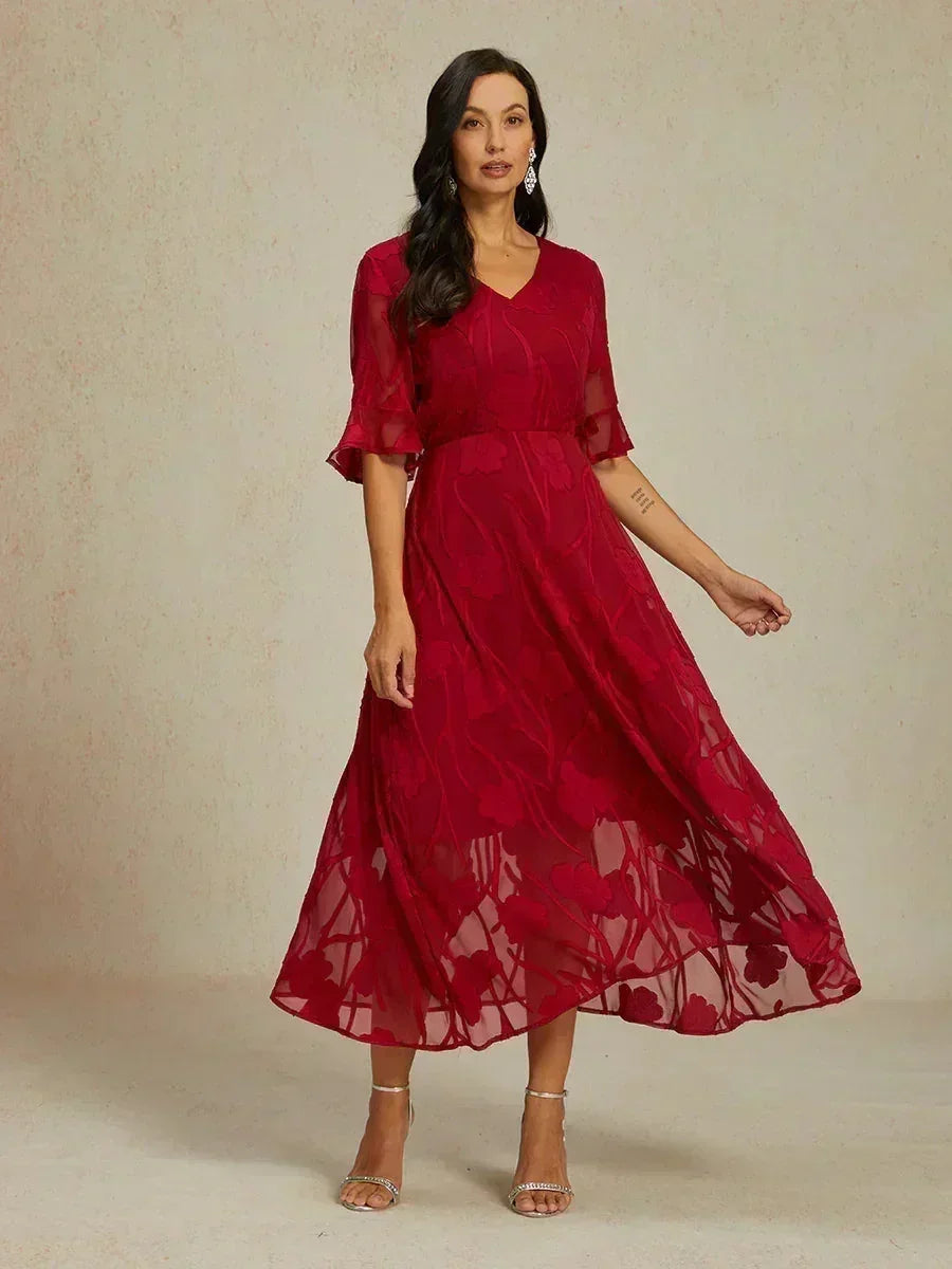 Maxi Dresses Made of Lace with Train