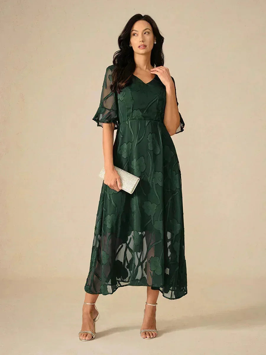 Maxi Dresses Made of Lace with Edges