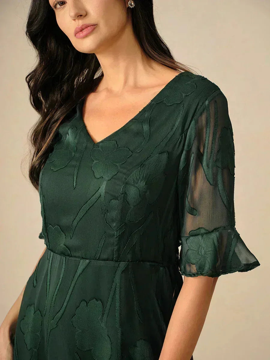 Maxi Dresses Made of Lace with Train