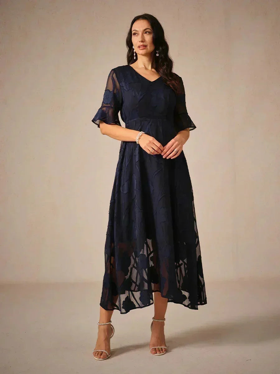 Maxi Dresses Made of Lace with Edges
