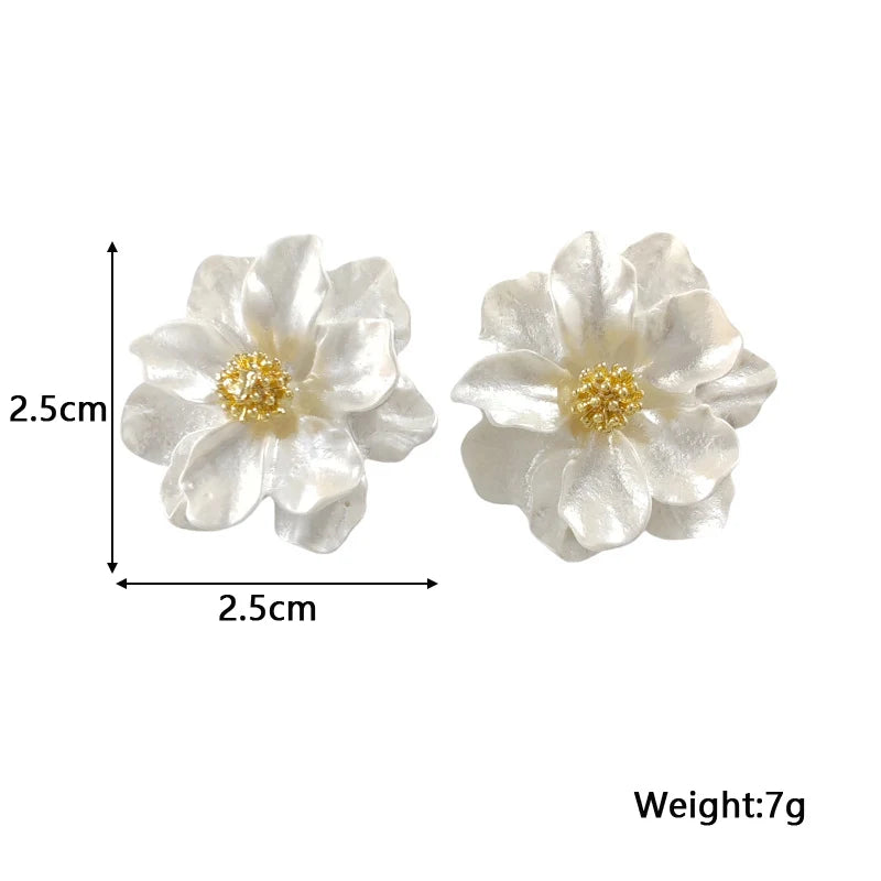 Elegant Peanut Earrings in White Acrylic