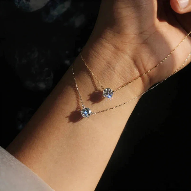 Elegant Solitaire Pendant with Crystal