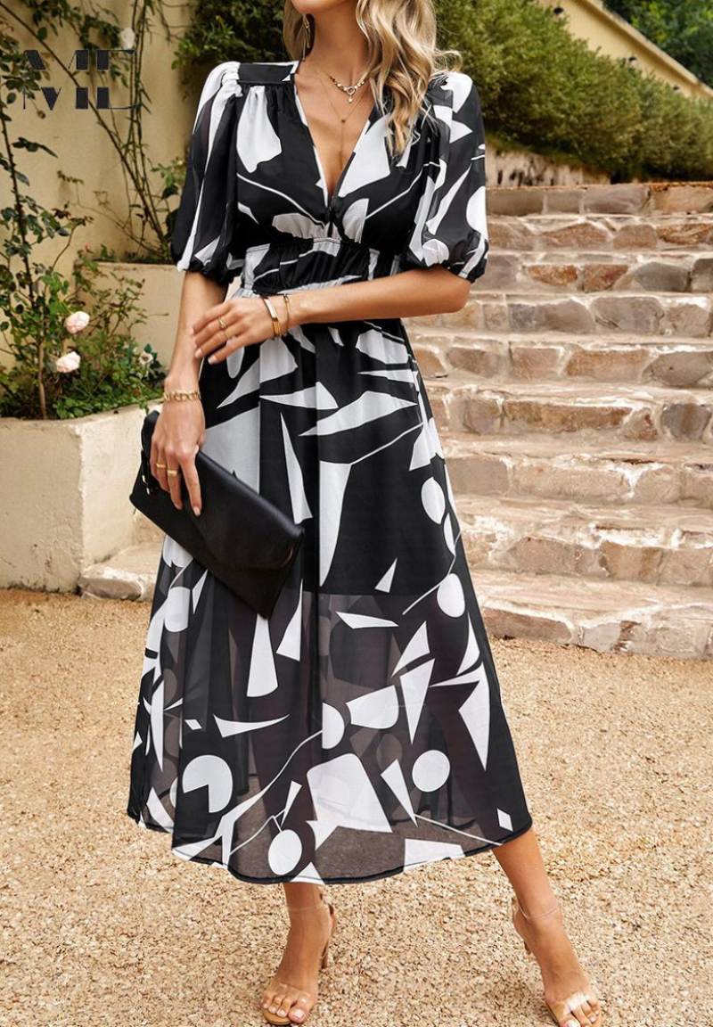 Aria - Elegant Women's Dress