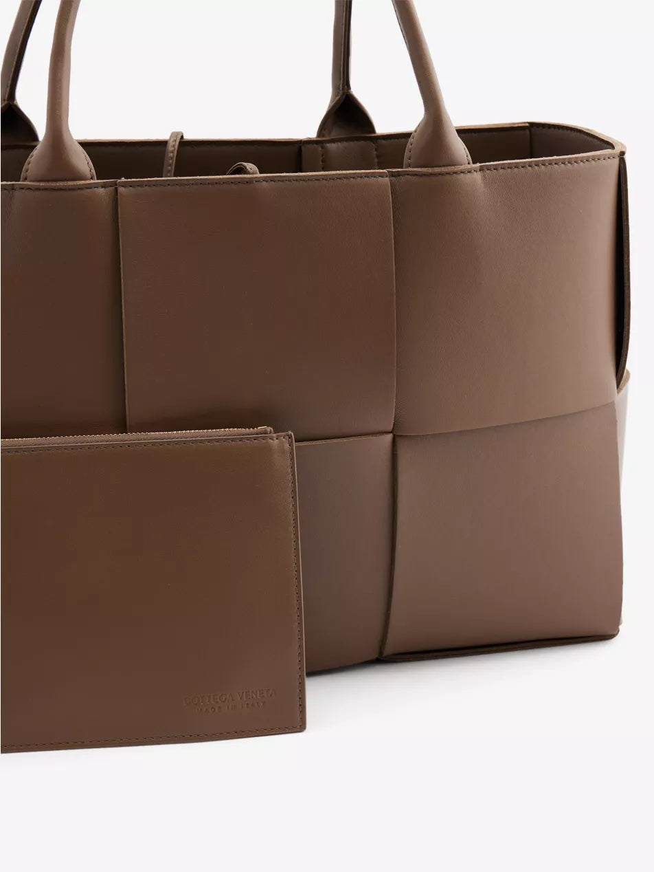 Sarlon Tote Bag
