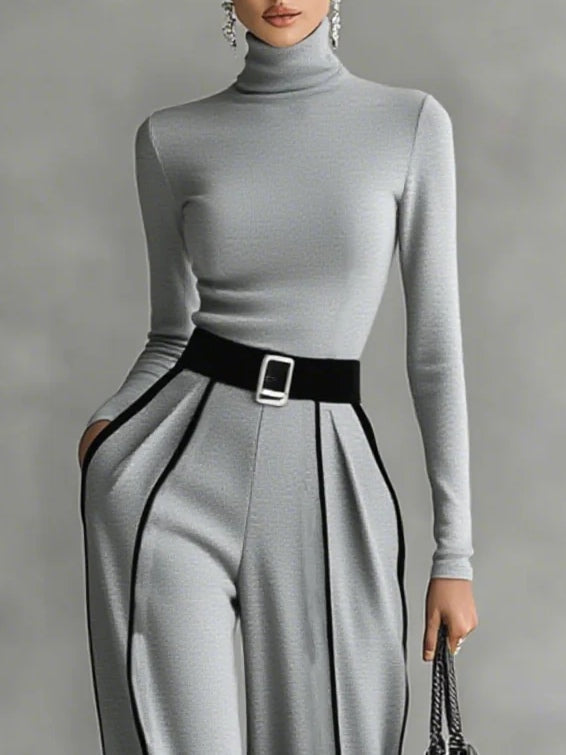 Vora™ | Elegant Set with Contrasting Details