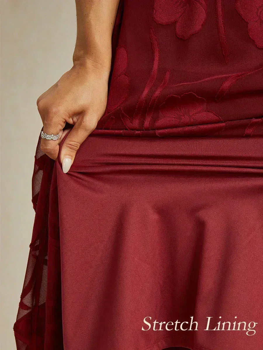 Maxi Dresses Made of Lace Fabric with Soft Sleeves