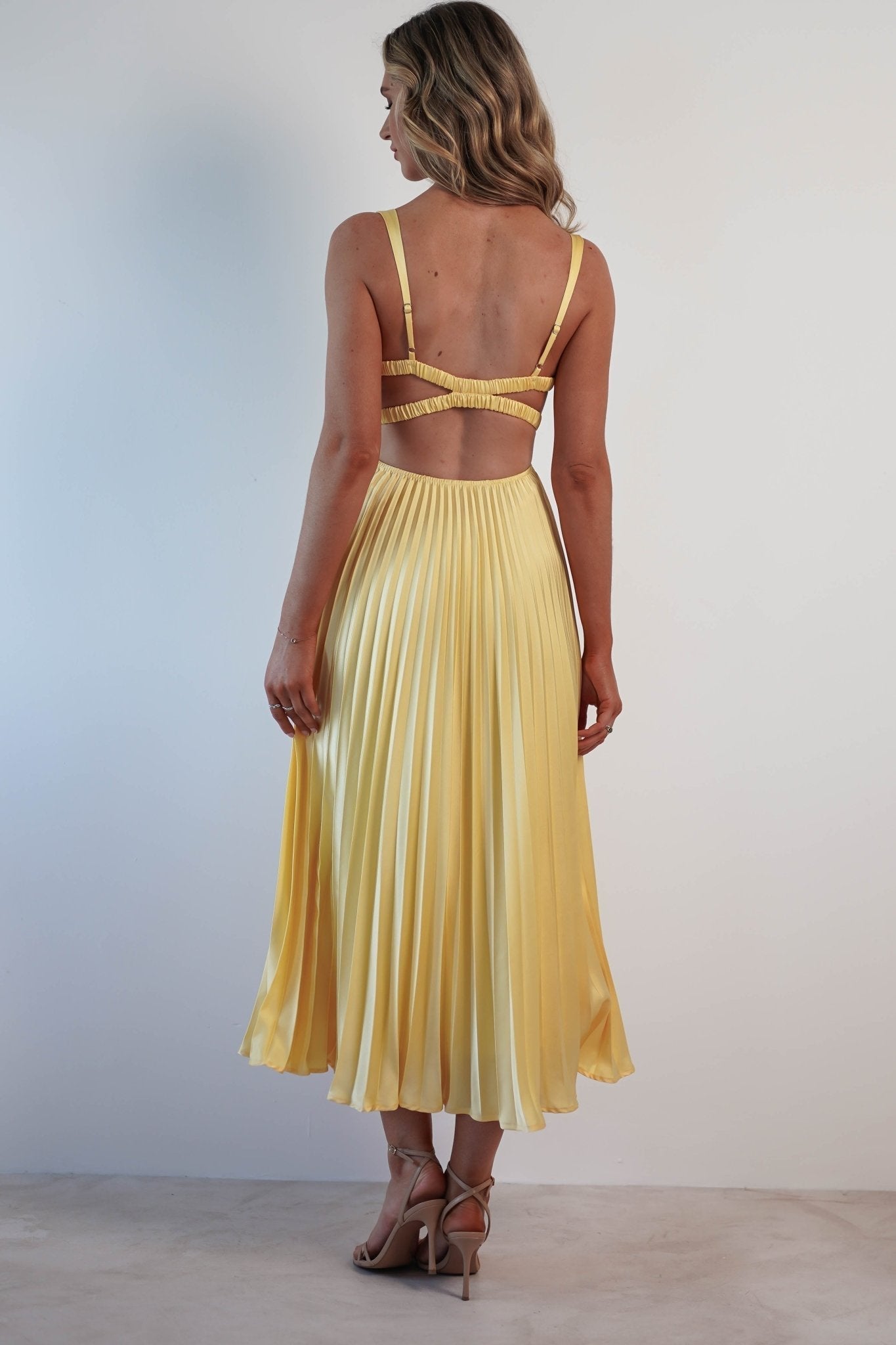 QUEEN | Elegant Maxi Dress with Soft Draping