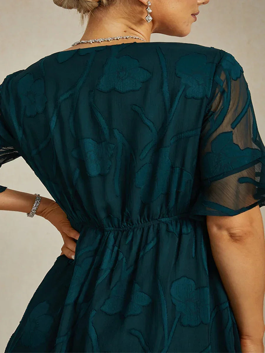 Maxi Dresses Made of Lace with Edges