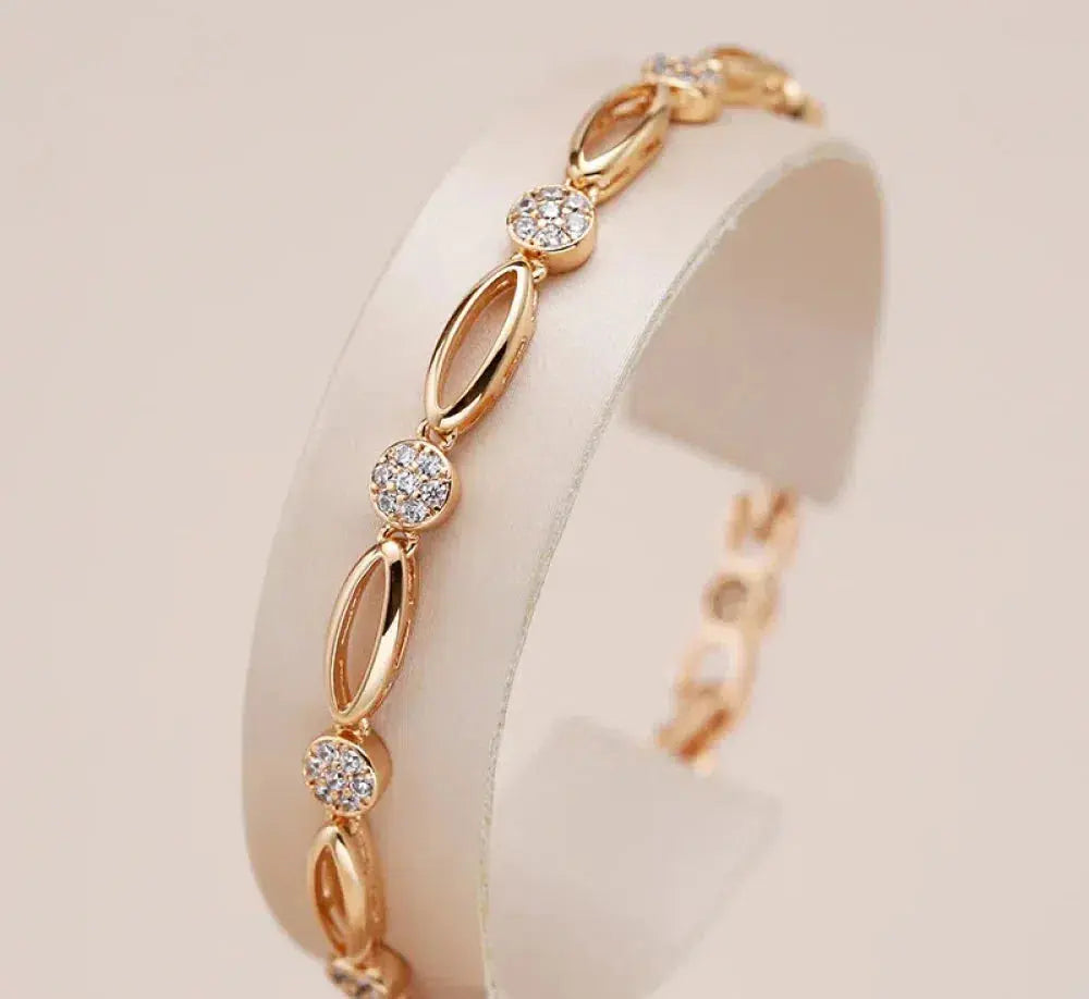 Elegant Gold Bracelet with Zirconia
