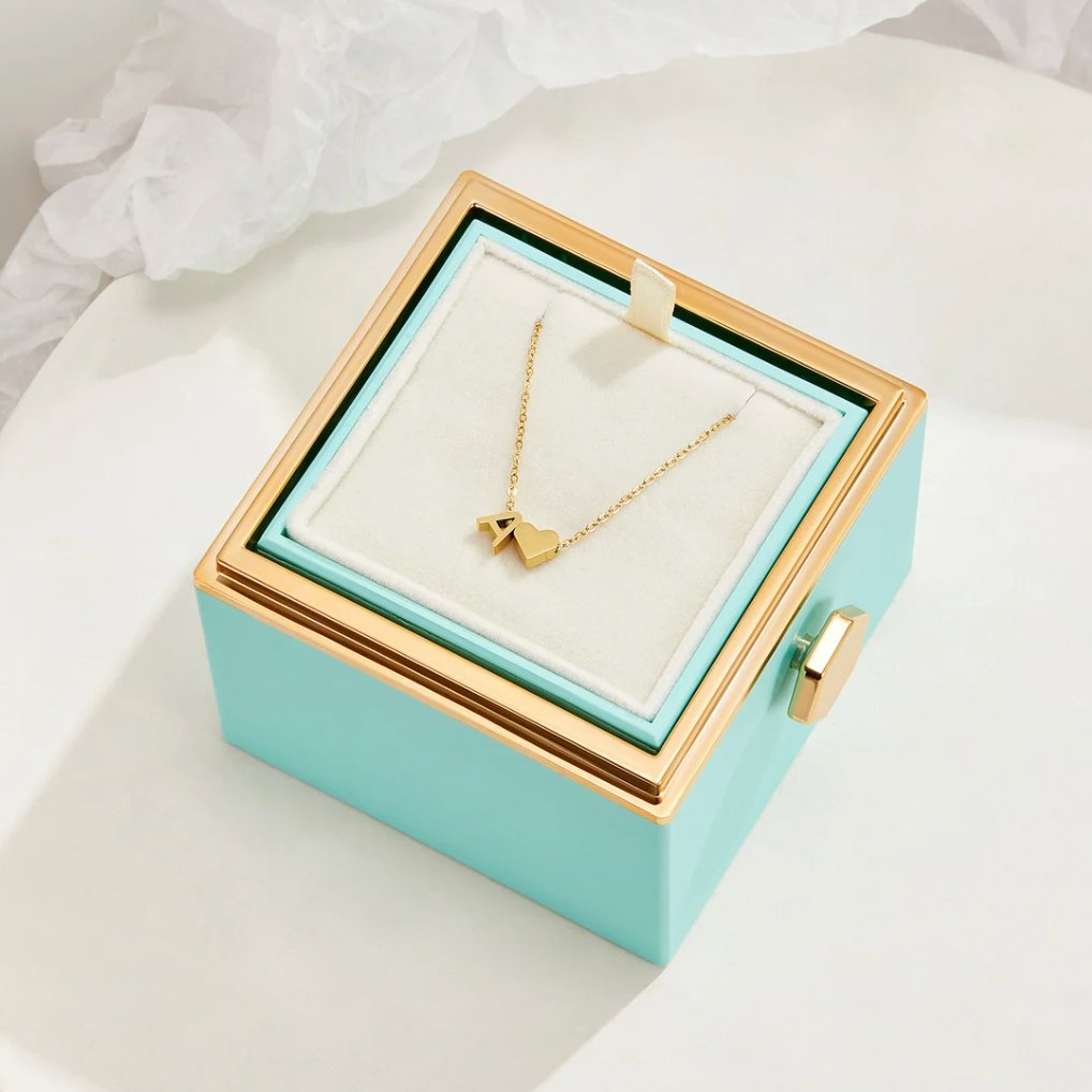 Timeless Head Bracelet with Heart-Shaped Pendant