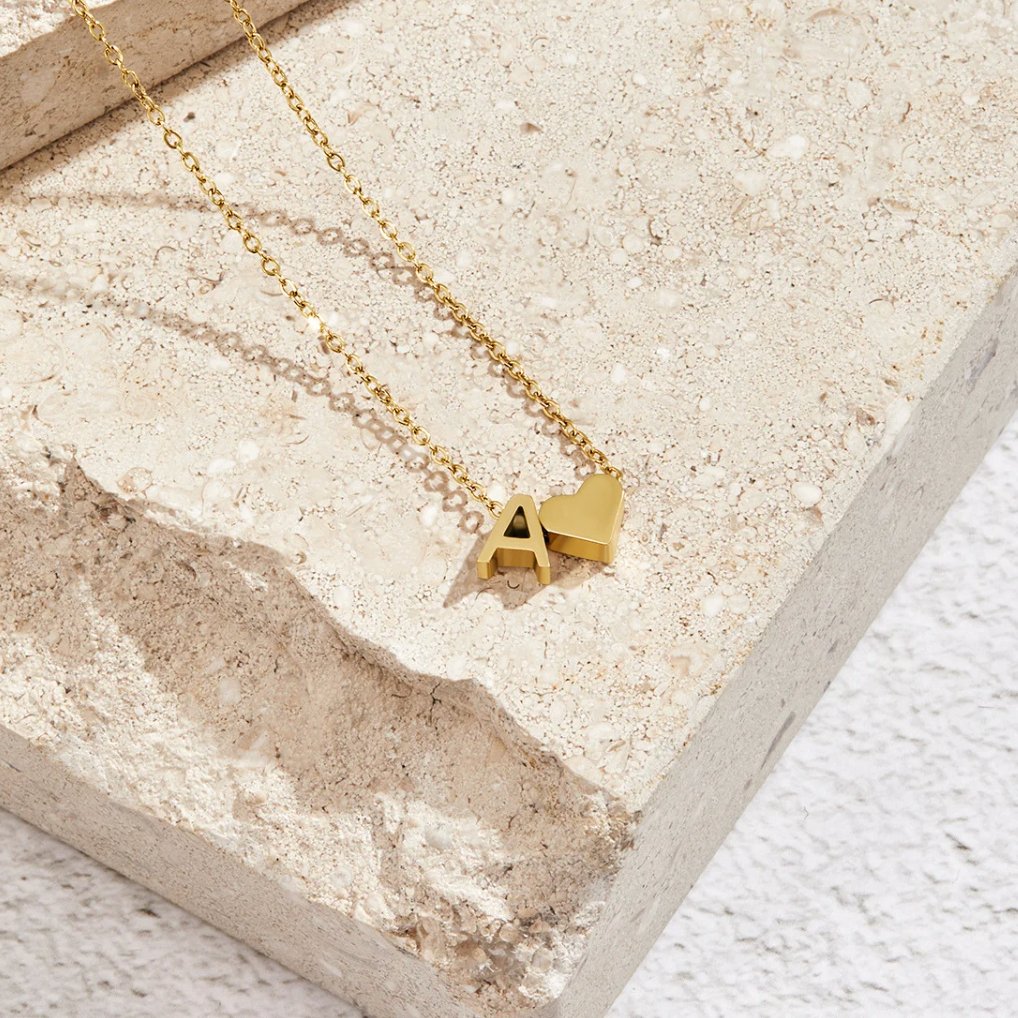 Timeless Head Bracelet with Heart-Shaped Pendant