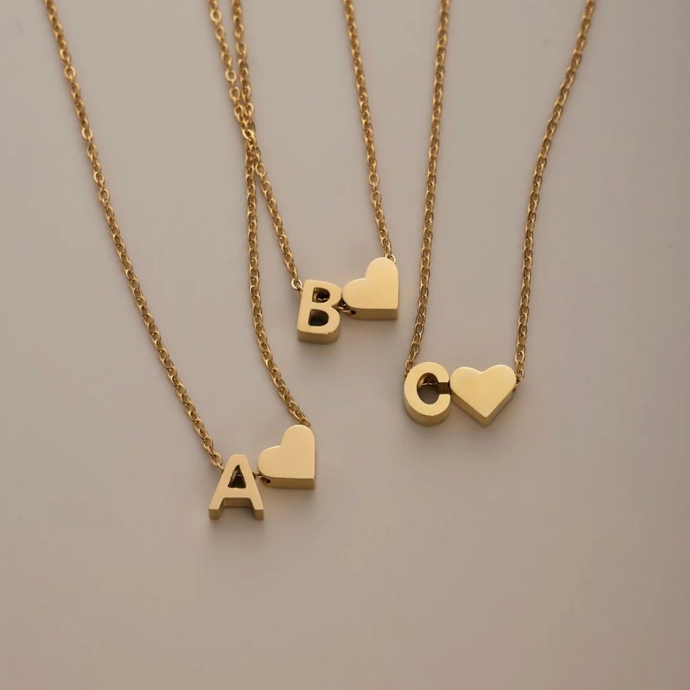 Timeless Head Bracelet with Heart-Shaped Pendant