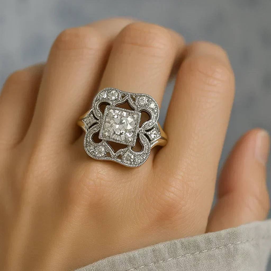 Classic gold ring with vintage zirconia