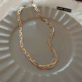 Elegant Collar in Gold and Silver