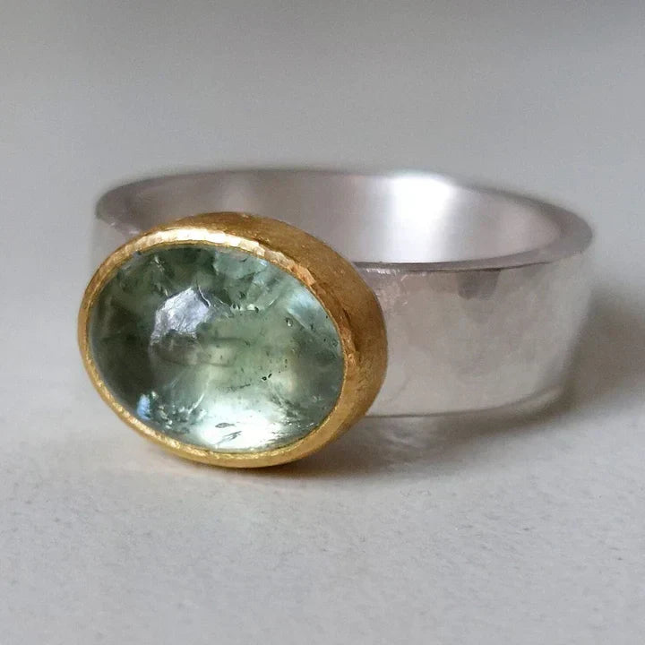 Amethyst Ring™ – Vintage Elegance