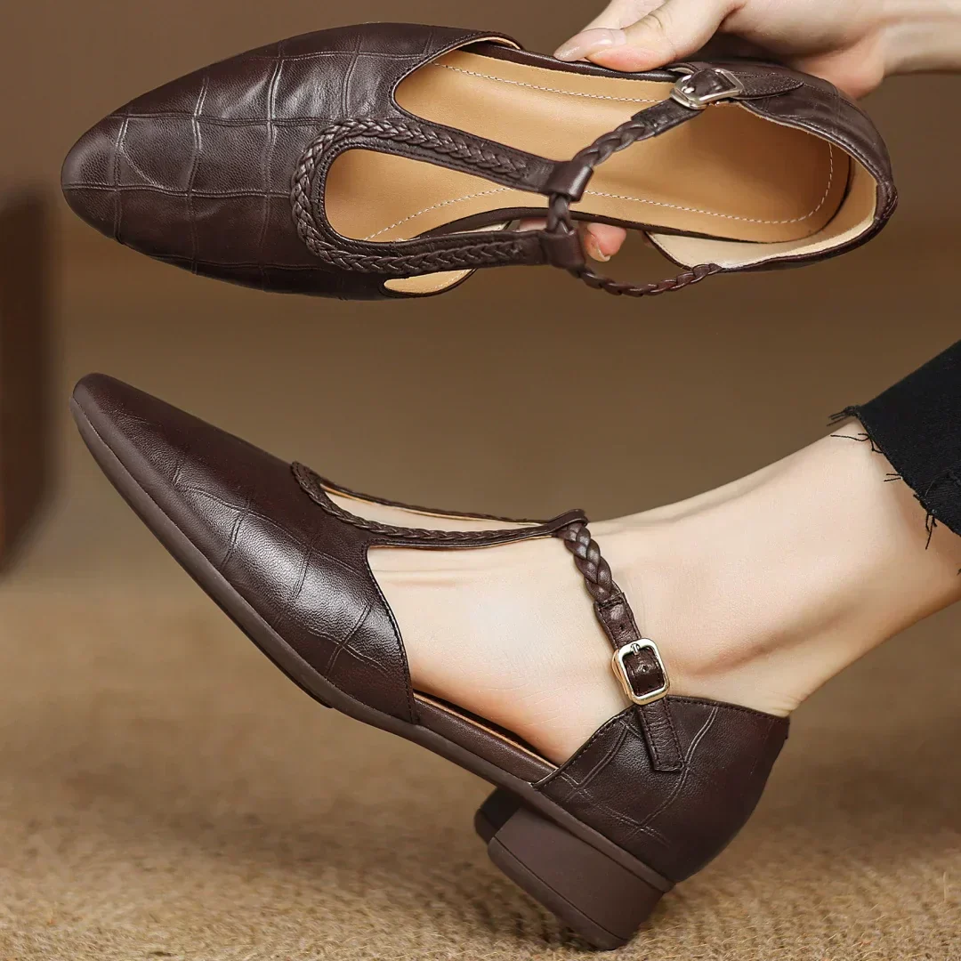 Women's Mary Jane Shoes with Braided Strap and Elegant Finish