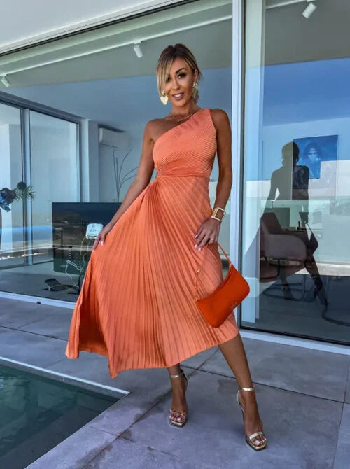 Eila | Midi Dress with One Shoulder and Pleated Shapes