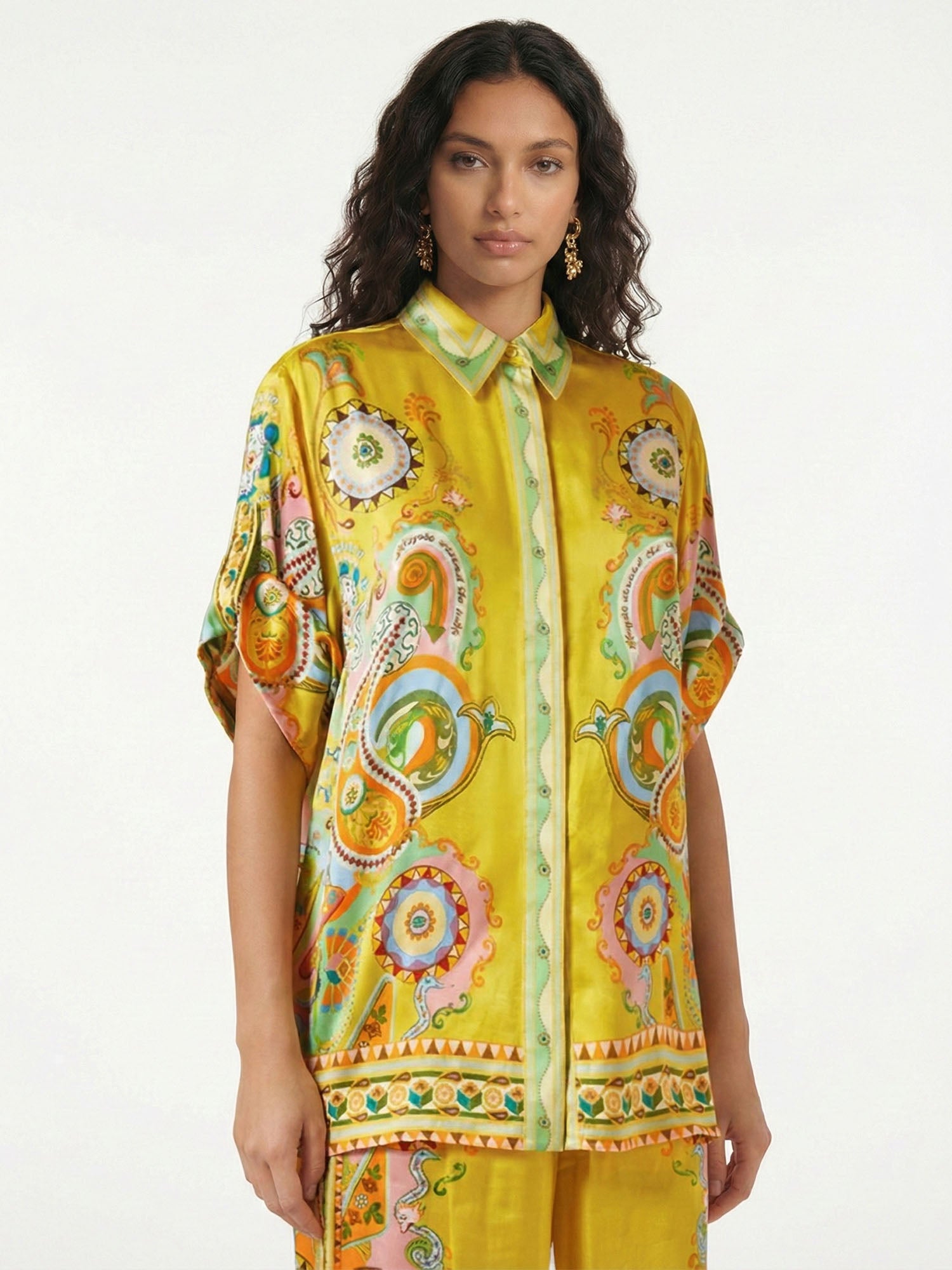 Floral Rainbow Shirt in Plus Size