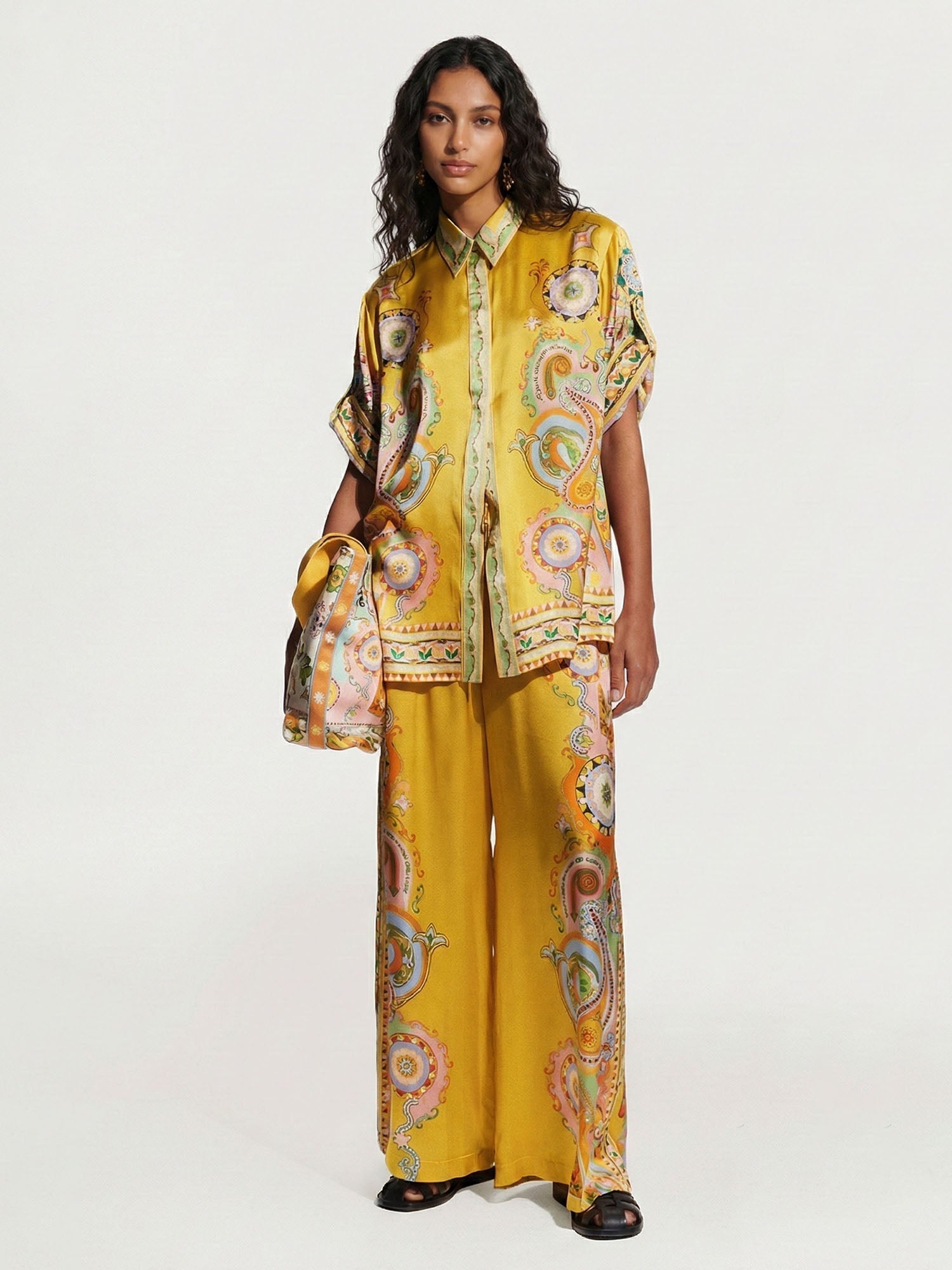 Large Pants with Modern Print